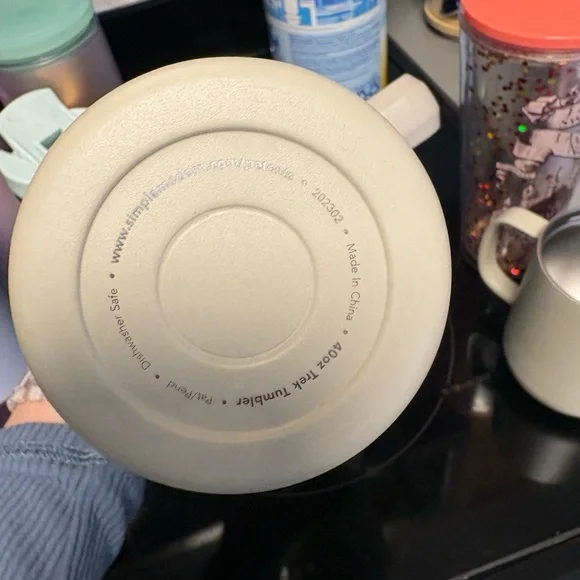 Cups - Picture 6 of 14